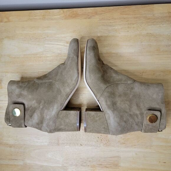 Nine West Quarryn Suede Zipper Back Snap Heeled Ankle Boots Tan Size 6.5 - Picture 7 of 12